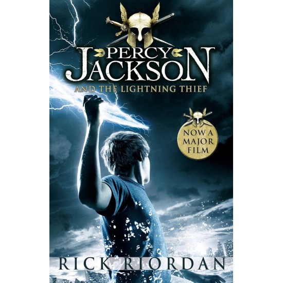 Percy Jackson and the Lightning Thief (Percy Jackson #1) - Rick Riordan : Tiktok made me buy it!