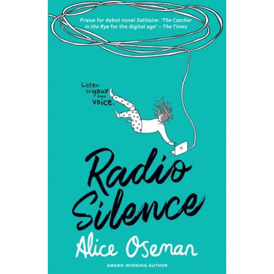 Radio Silence - Alice Oseman : Tiktok made me buy it!
